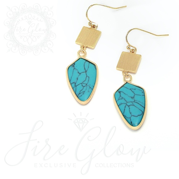 Turquoise Arrowhead Drop Earrings Brushed Square - Picture 9 of 11
